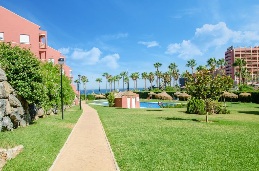 شقة Gorgeous 170 Sq.M. Penthouse With Sea View Terraces بينالماذينا المظهر الخارجي الصورة