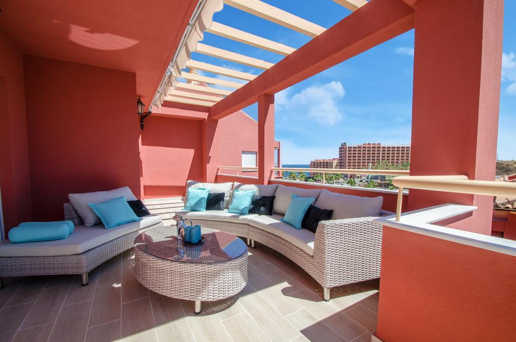 شقة Gorgeous 170 Sq.M. Penthouse With Sea View Terraces بينالماذينا المظهر الخارجي الصورة
