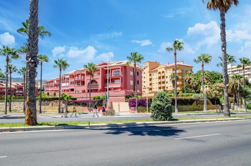 شقة Gorgeous 170 Sq.M. Penthouse With Sea View Terraces بينالماذينا المظهر الخارجي الصورة